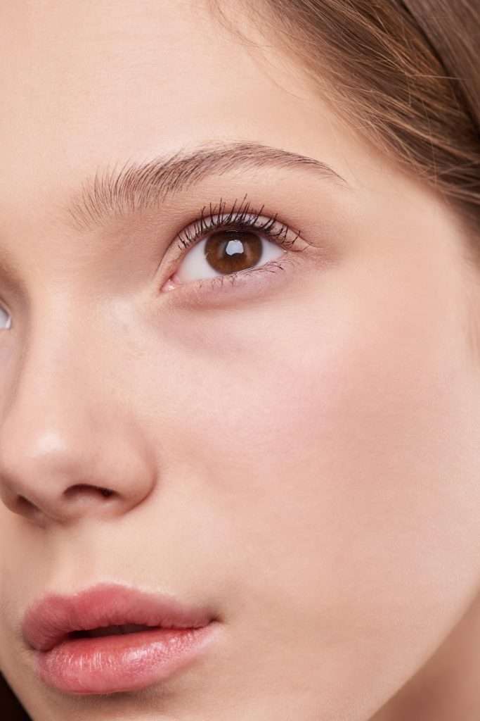 woman-s-face-3373716